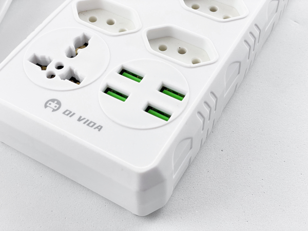 Extensão Filtros de Linha - 6 Tomadas, 4 Usb e 1 Tomada Universal - 2 Metros - Image 4